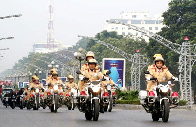 Lực lượng Cảnh sát giao thông ra quân thực hiện đợt cao điểm cuối năm 2019 - đầu năm 2020