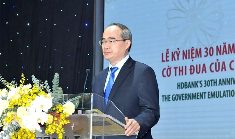 Ông Nguyễn Thiện Nhân, Bí thư Thành uỷ TP.HCM phát biểu và chúc mừng HDBank