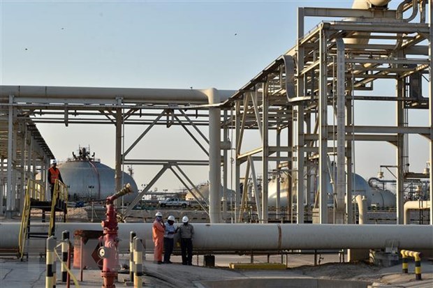 Nhà máy lọc dầu Abqaiq của Công ty Aramco ở Saudi Arabia. (Nguồn: AFP/TTXVN)