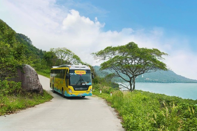   Dịch vụ xe tham quan Hop on - Hop off Phú Quốc Bus Tour đạt giải Travellers' Choice của trang mạng Tripadvisor