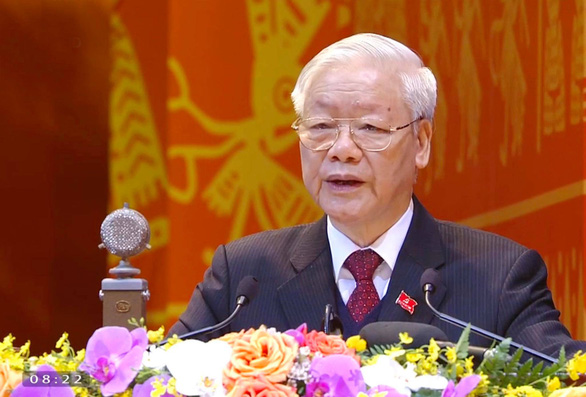 Tổng bí thư, Chủ tịch nước Nguyễn Phú trọng đọc báo cáo về các văn kiện trình Đại hội XIII của Đảng