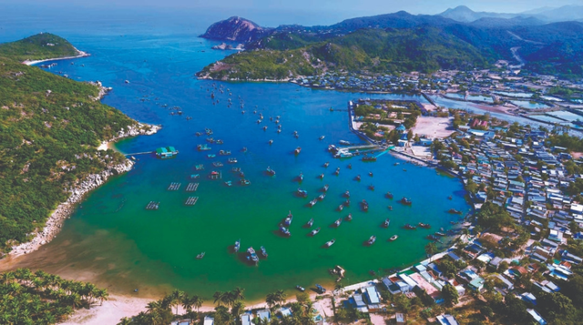Viện Khoa học môi trường, biển và hải đảo có chức năng nghiên cứu cơ bản và ứng dụng, phát triển công nghệ về môi trường, biển và hải đảo