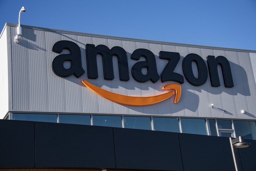 Một kho hàng của Amazon tại Westborough, Massachusetts, Mỹ. (Ảnh: AFP/TTXVN)