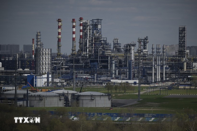 Cơ sở lọc dầu của Tập đoàn Gazprom ở ngoại ô Moskva, Nga. (Ảnh: AFP/TTXVN)