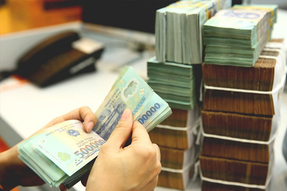 Tổ chức tín dụng, chi nhánh ngân hàng nước ngoài được quyền thay đổi cơ cấu vốn, tài sản phục vụ cho việc phát triển hoạt động kinh doanh.