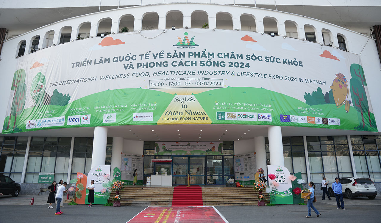 Wellness Expo 2024 thu hút đông đảo khách hàng.