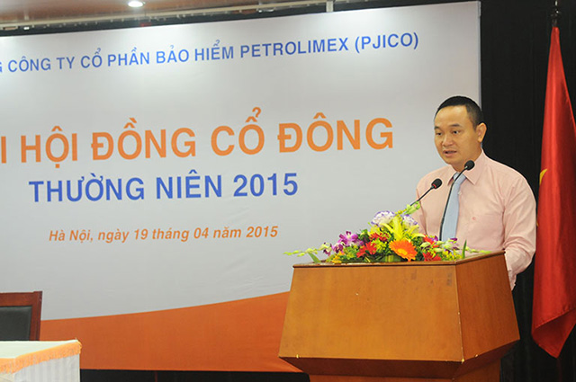 Ông Đào Nam Hải, Tổng giám đốc PJICO báo cáo tình hình hoạt động của Công ty trước cổ đông