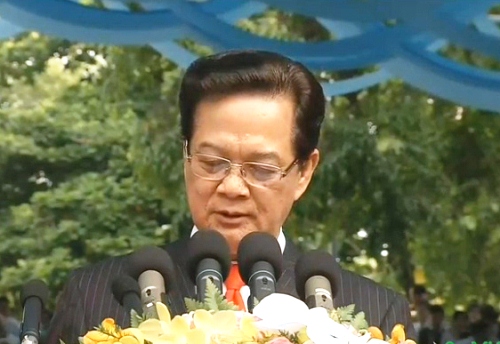 Thủ tướng Chính phủ Nguyễn Tấn Dũng đọc Diễn văn tại Lễ kỷ niệm 40 năm giải phóng hoàn toàn miền Nam, thống nhất Đất nước