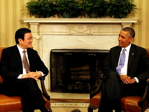 ổng thống Hợp chủng quốc Hoa Kỳ Barack Obama đón và hội đàm với Chủ tịch nước Trương Tấn Sang (tháng 7/2013)