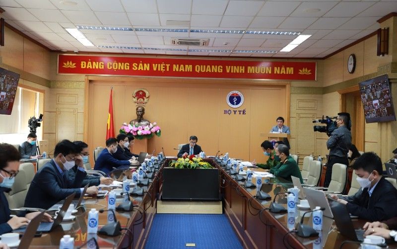 Từ 15/4, Bộ y tế dự kiến cấp hộ chiếu vắc-xin cho người dân