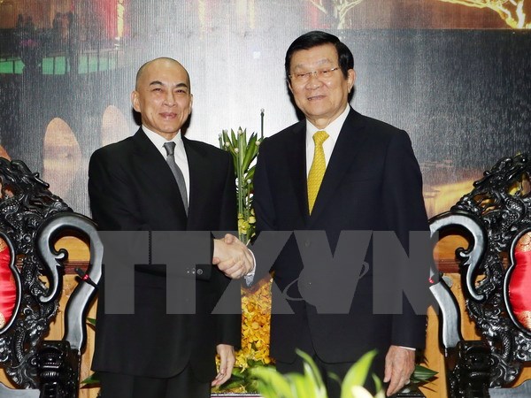 Chủ tịch nước Trương Tấn Sang hội kiến với Quốc vương Campuchia Norodom Sihamoni sang thăm Việt Nam. (Ảnh: Vietnam+)