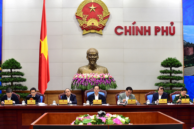Thủ tướng Nguyễn Tấn Dũng điều hành phiên họp thường kỳ Chính phủ tháng 11/2015