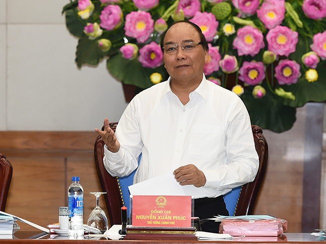 Thủ tướng Nguyễn Xuân Phúc yêu cầu huy động, đa dạng hóa nguồn lực ứng phó với BĐKH (Ảnh: VGP)