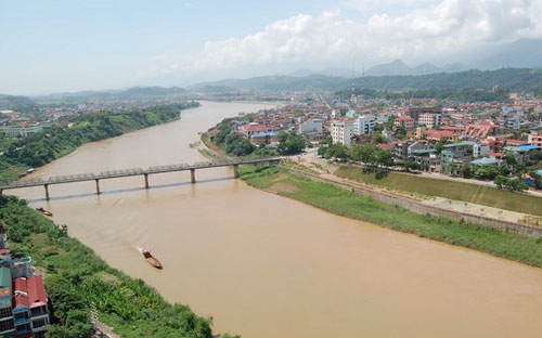 Một đoạn sông Hồng (Ảnh: vietnamnet.vn)