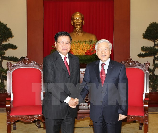 Tổng Bí thư Nguyễn Phú Trọng tiếp Thủ tướng Lào Thongloun Sisoulith thăm hữu nghị chính thức Việt Nam (Ảnh: Trí Dũng/TTXVN)