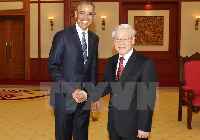 Tổng Bí thư Nguyễn Phú Trọng tiếp Tổng thống Hợp chúng quốc Hoa Kỳ Barack Hussein Obama thăm chính thức Việt Nam. (Ảnh: Trí Dũng/TTXVN)