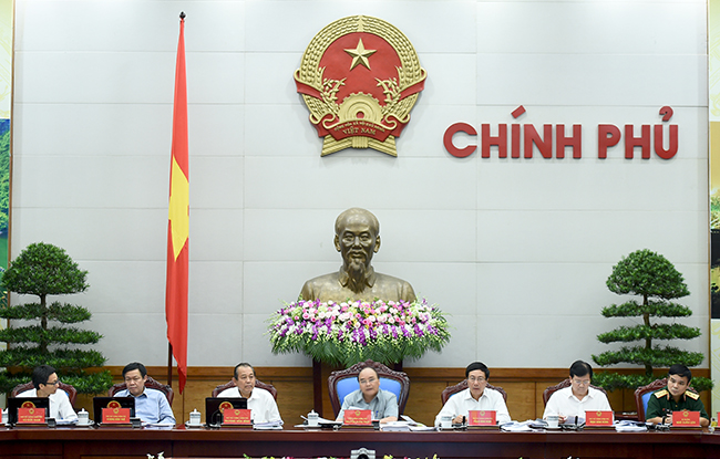 Thủ tướng Nguyễn Xuân Phúc chủ trì phiên họp Chính phủ với các địa phương, chiều 1/7 (Ảnh: VGP)