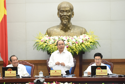 Thủ tướng Nguyễn Xuân Phúc chủ trì phiên họp Chính phủ thường kỳ tháng 10/2016 (Ảnh: VGP/Quang Hiếu)