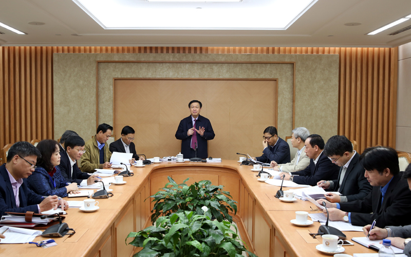 Phó Thủ tướng Vương Đình Huệ phát biểu chỉ đạo tại cuộc họp (Ảnh: VGP/Thành Chung)