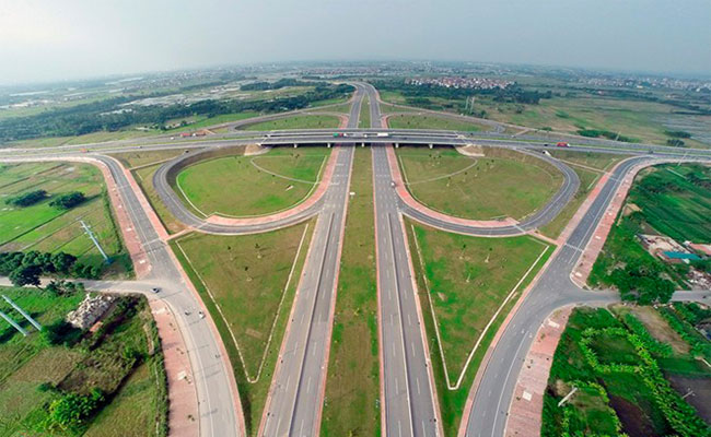 Cầu Nhật Tân là một trong các Dự án hạ tầng với số vốn đầu lớn tại Việt Nam