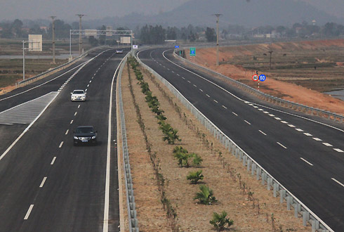Tuyến cao tốc Ninh Bình - Nam Định sẽ nối với cao tốc Bắc Nam (Ảnh: Đ.Loan/VnExpress)