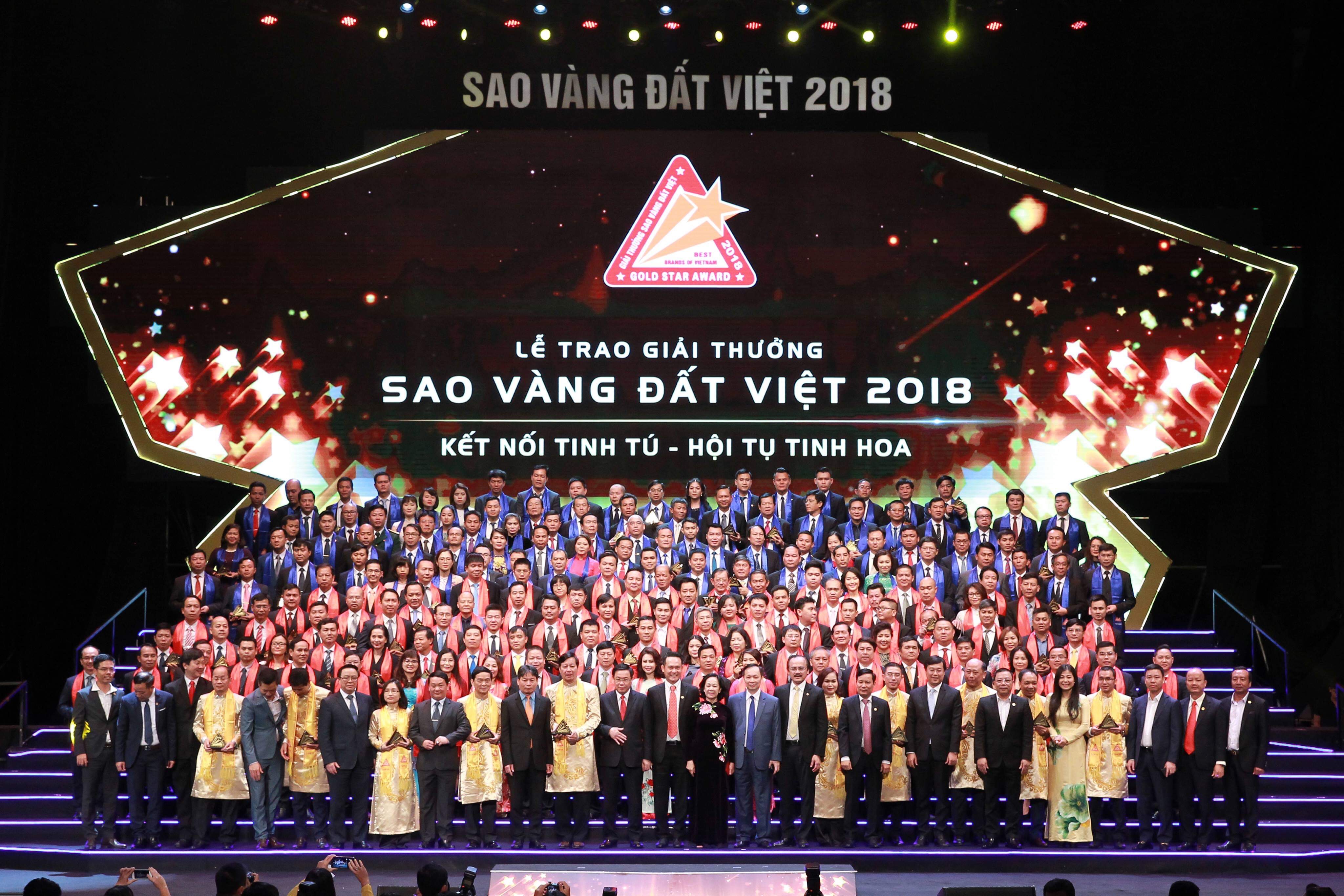 200 doanh nghiệp Sao Vàng đất Việt 2018 (Ảnh: Chí Cường)