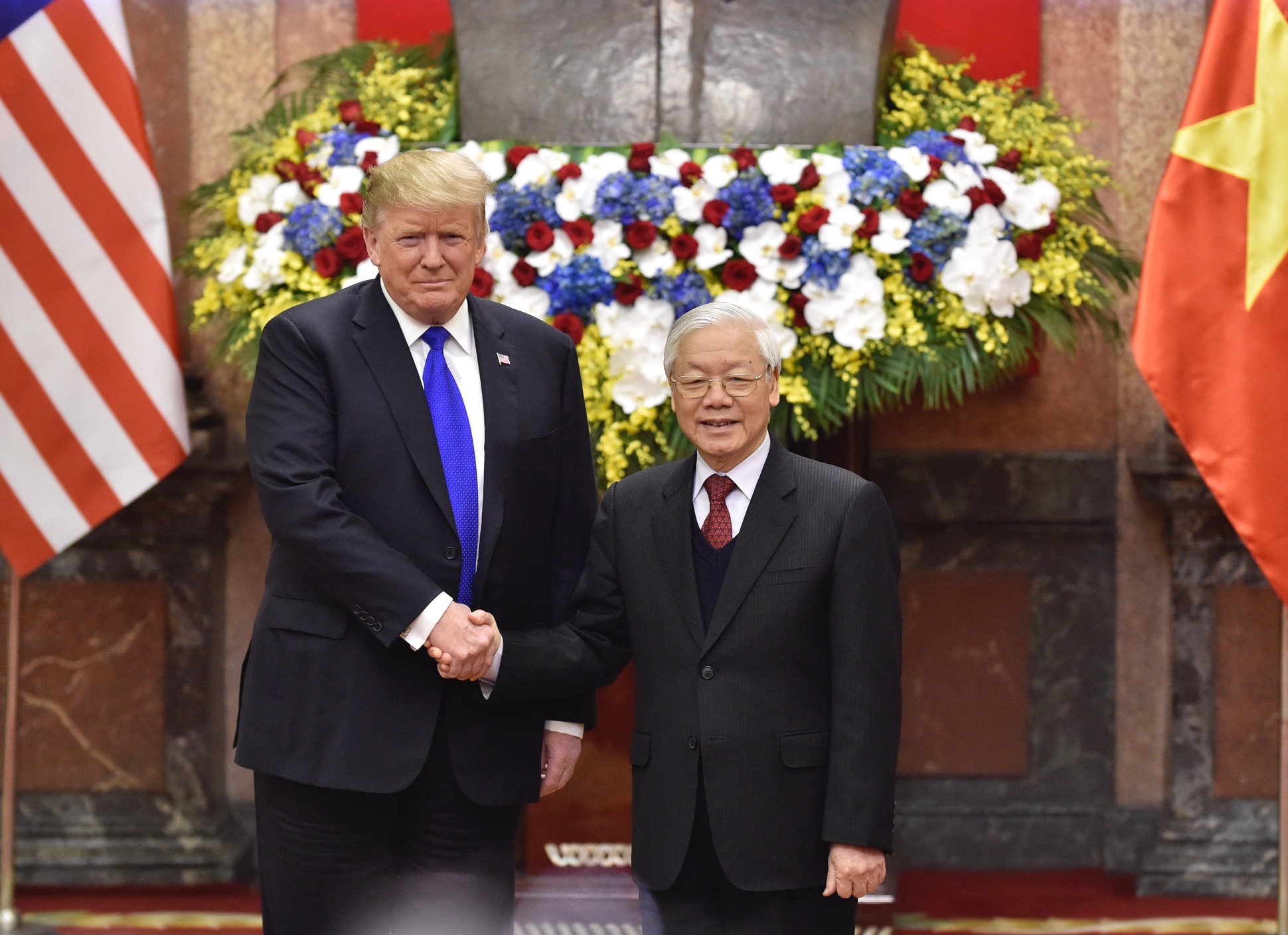 Tổng Bí thư, Chủ tịch nước Nguyễn Phú Trọng tiếp Tổng thống Hoa Kỳ Donald Trump (Ảnh: VGP/Nhật Bắc)
