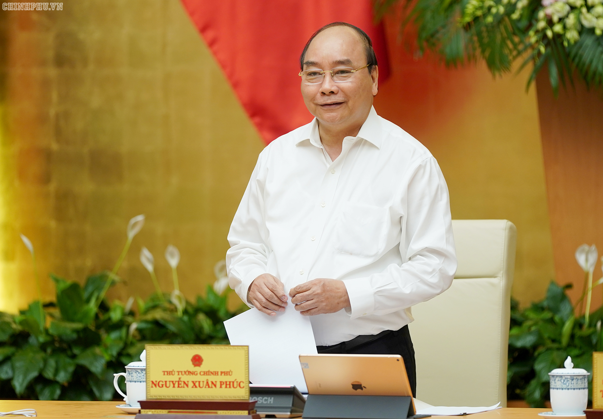 Thủ tướng Nguyễn Xuân Phúc phát biểu tại phiên họp (Ảnh: VGP)