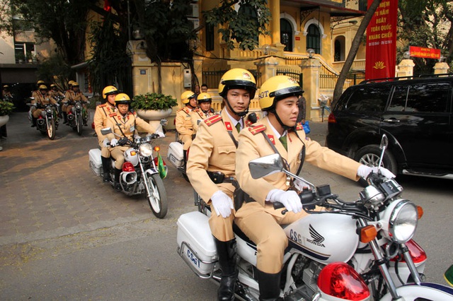 Lực lượng cảnh sát giao thông được đề nghị chịu trách nhiệm chủ yếu trong hoạt động kiểm tra, xử lý vi phạm trên đường