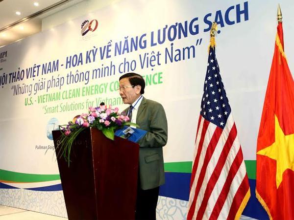TS Nguyễn Anh Tuấn, Tổng Biên tập Báo Đầu tư phát biểu tại Hội thảo