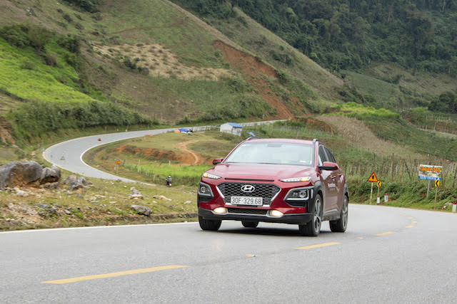 Hyundai Kona Giá xe khuyến mãi đánh giá mới nhất