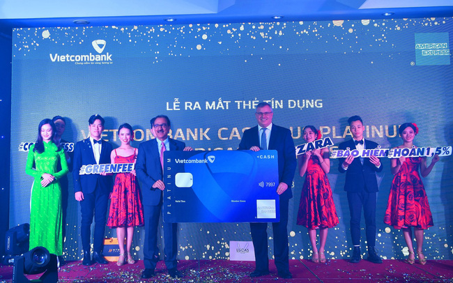 Thẻ tisnd ụng của Vietcombank là loại thẻ duy nhất treent hị trường hoàn tiền không giới hạn cho mọi gaodichj