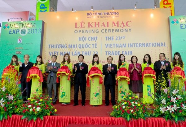 Vietnam Expo 2013 khai mạc