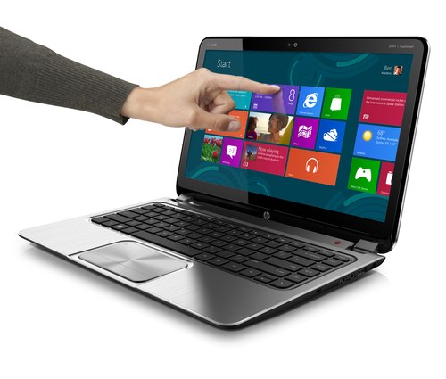 'Laptop cảm ứng chạy Windows 8 chỉ còn 200 USD'