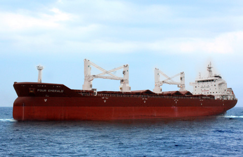 Vinashin bàn giao tàu biển đầu tiên năm 2013