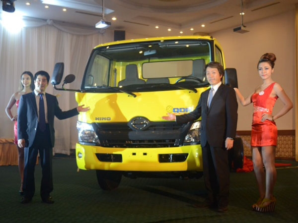 Hino Motors Việt Nam ra mắt xe tải Hino 300