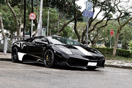 LP670-4 SV đen bóng