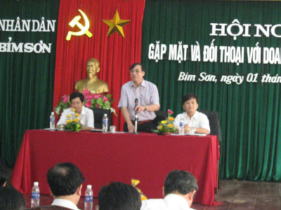Chính quyền Bỉm Sơn (Thanh Hóa) đối thoại doanh nghiệp