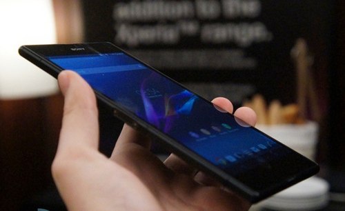 Sony Xperia Z: Thiết kế sang trọng và hiệu năng mạnh mẽ, Sony Xperia Z sẽ mang đến cho bạn những trải nghiệm tuyệt vời về smartphone. Hãy xem hình ảnh liên quan để khám phá thêm về sản phẩm này!