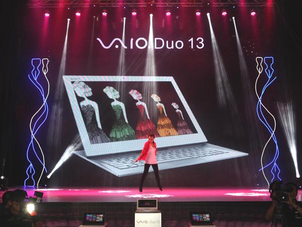 Sony Vaio Duo 13: chất lượng khủng, giá khủng