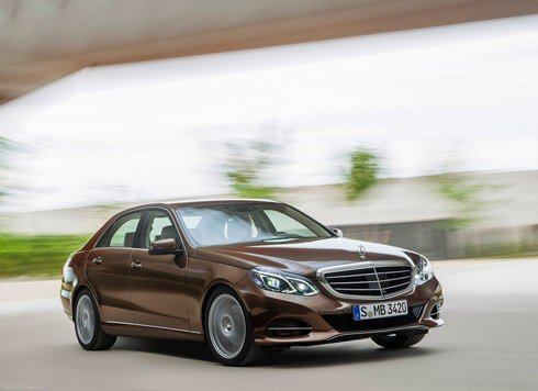 Mercedes-Benz-E-Class-2014-9.jpg