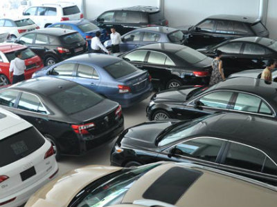 Mạnh tay cắt giảm khoản chi mua ô tô công