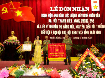 Đại đội 895 TNXP Thái Bình nhận danh hiệu Anh hùng