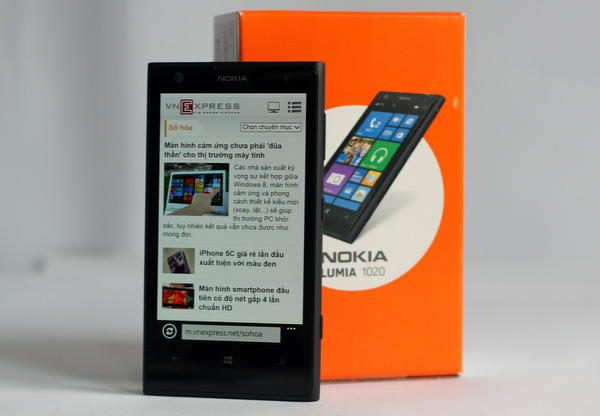 Lumia 1020: đập hộp tại Việt Nam