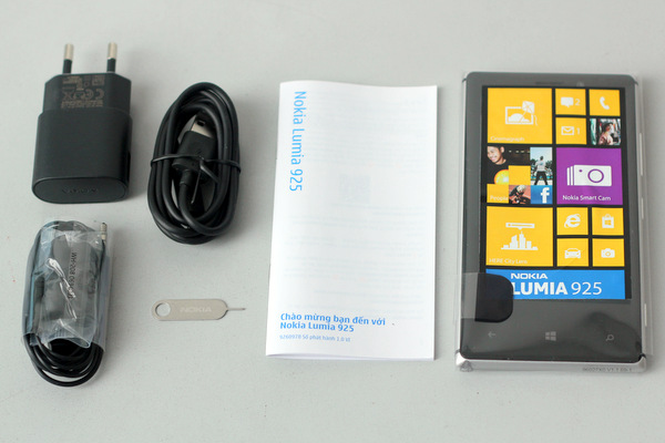 Nokia-Lumia-925-3-JPG.jpg