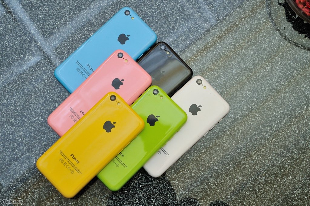 iPhone 5C: Mô hình đa sắc màu tại Việt Nam