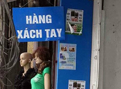 Hàng xách tay đại náo thị trường