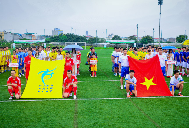 Khai mạc Giải bóng đá Doanh nghiệp trẻ Hà Nội lần III