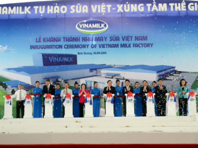 Vinamilk khánh thành siêu Nhà máy sản xuất sữa nước