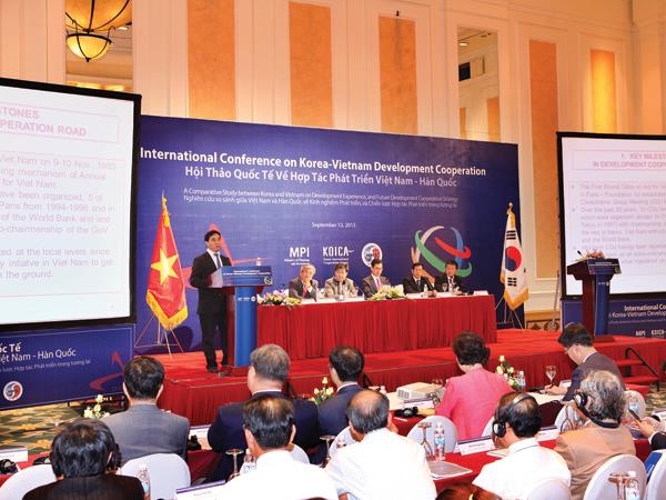 Bước chuyển quan hệ hợp tác phát triển Việt Nam - Hàn Quốc